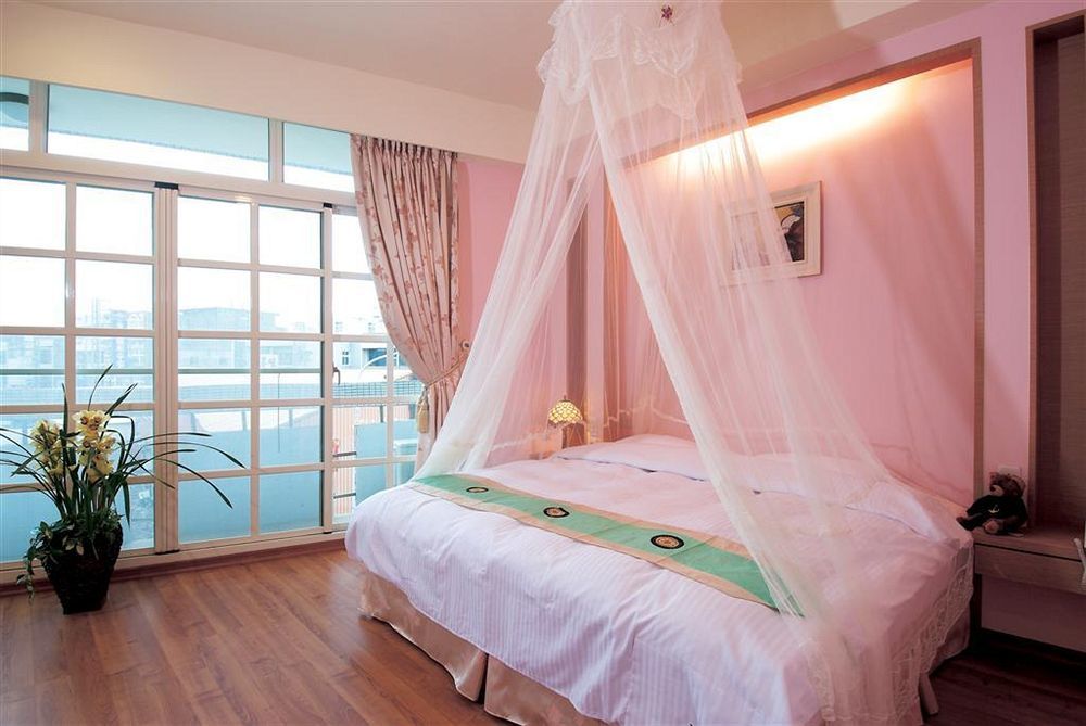 Bed and Breakfast Lk Breakfast And Beds Lukang Esterno foto